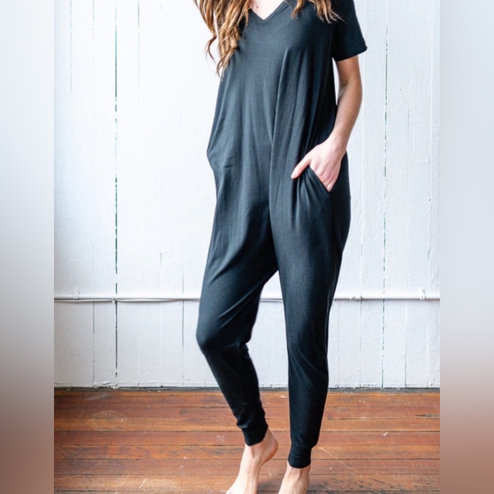 Memi collective short sleeve romper